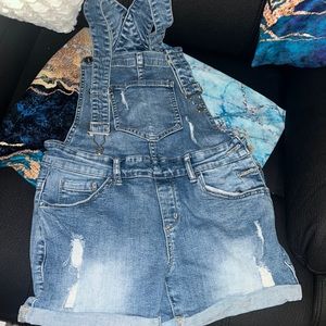 Overall blue jean shorts